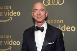 Lee más sobre el artículo ¿Cuánto dinero gana Jeff Bezos por segundo?